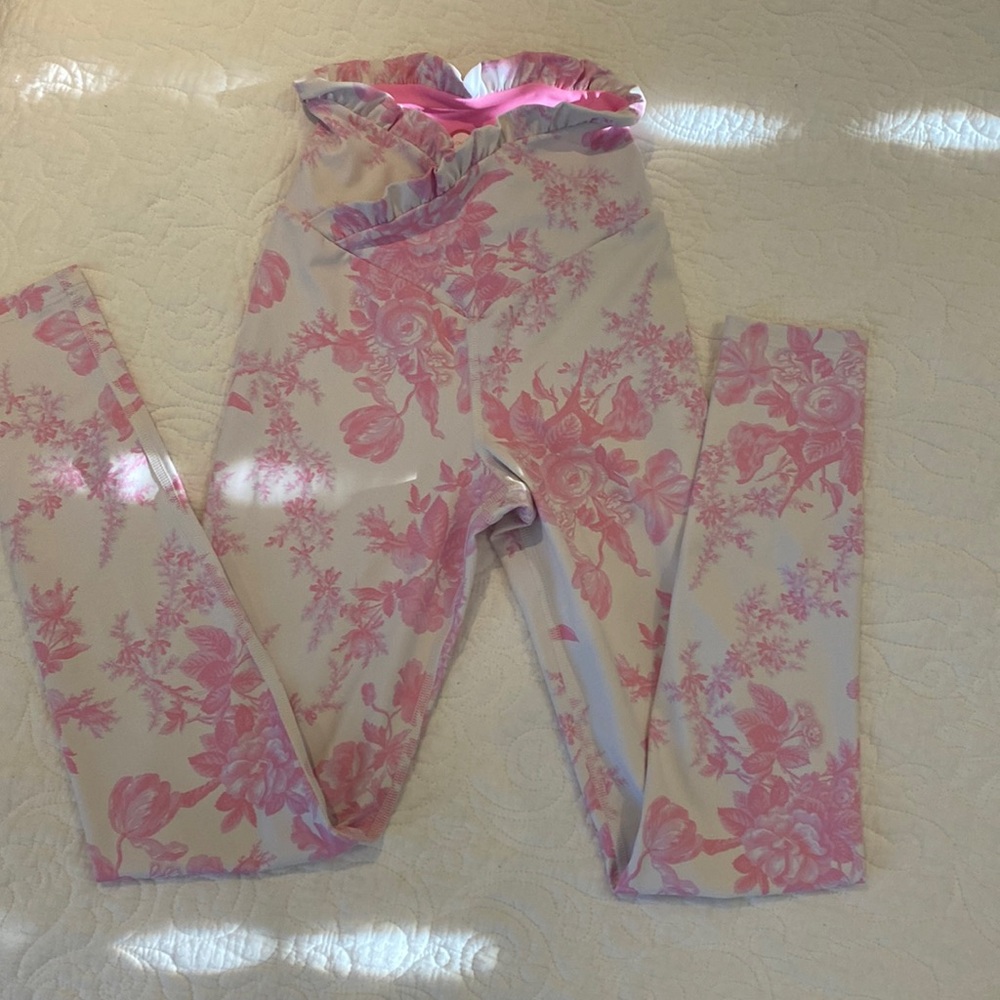 LoveShackFamcy x Beachriot Leggings